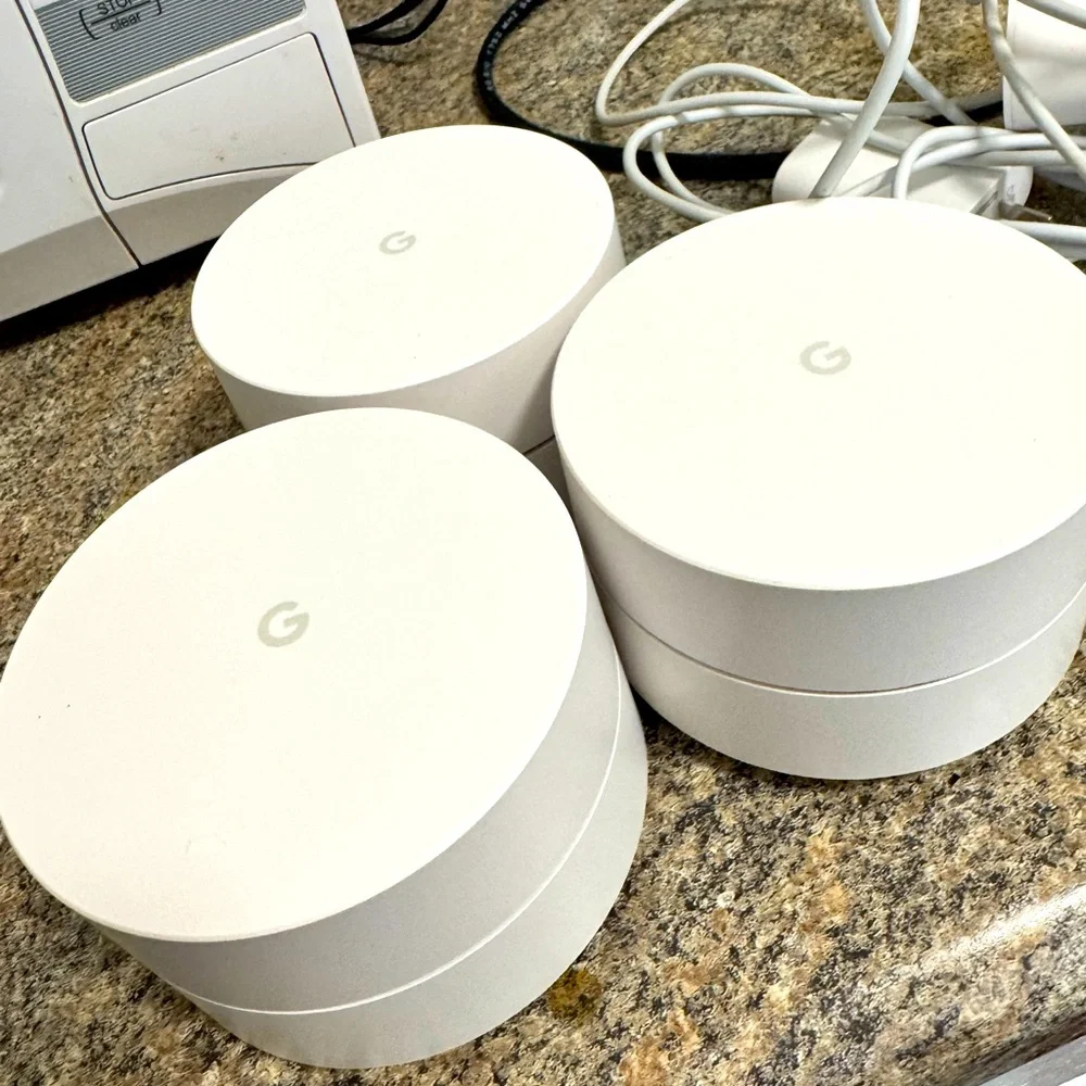 Google WiFi system, 3-Pack - Router Replacement for Whole Home Coverage White